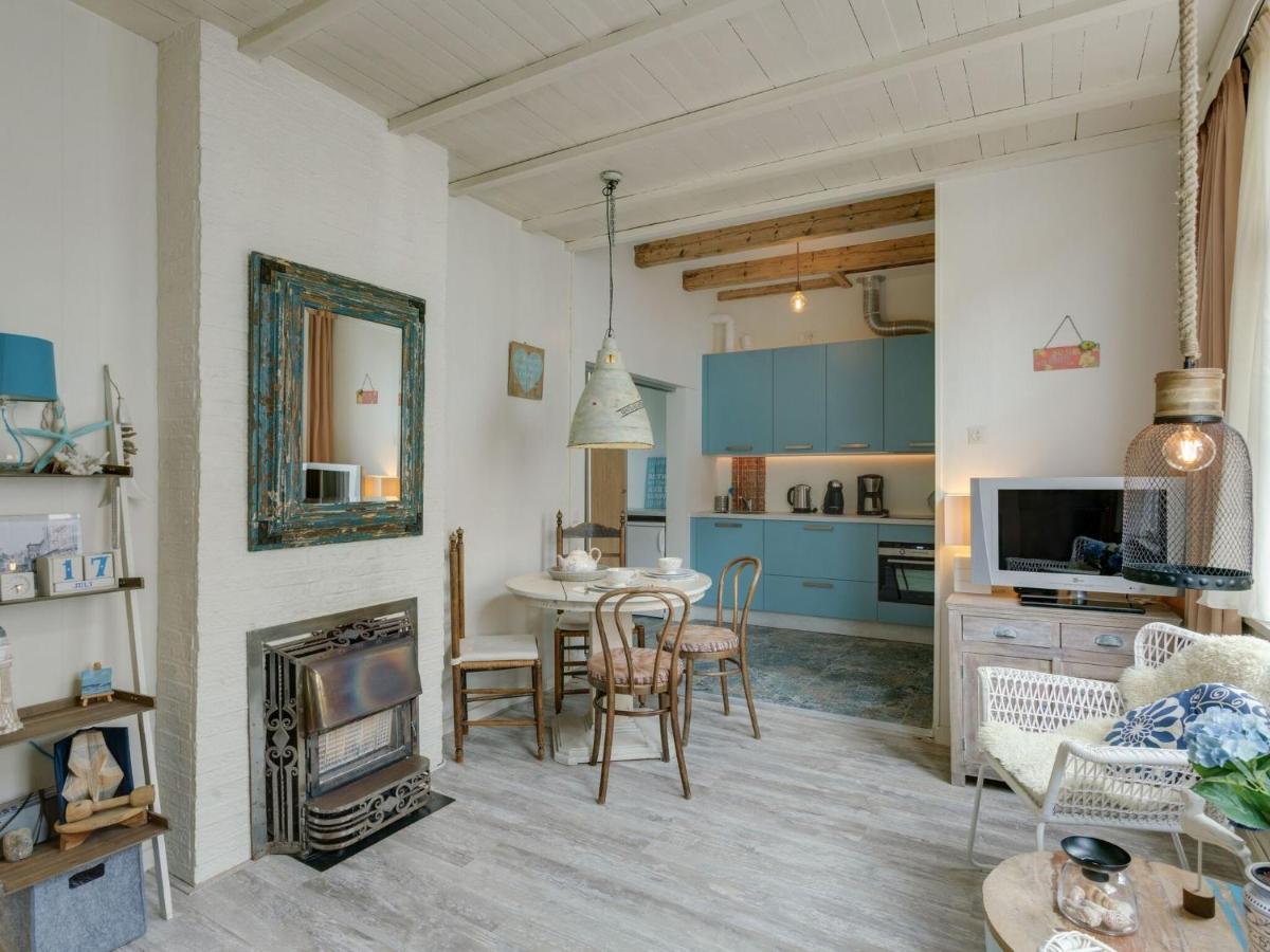 Picturesque Fisherman S House In Scheveningen Near The Shops The Hague Exterior photo